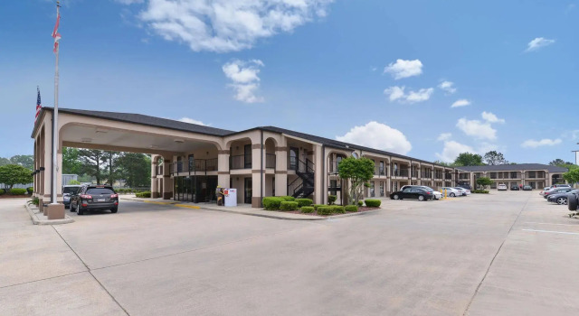 Mockingbird Inn & Suites, Rezervasyon Otel Monroeville Alabama