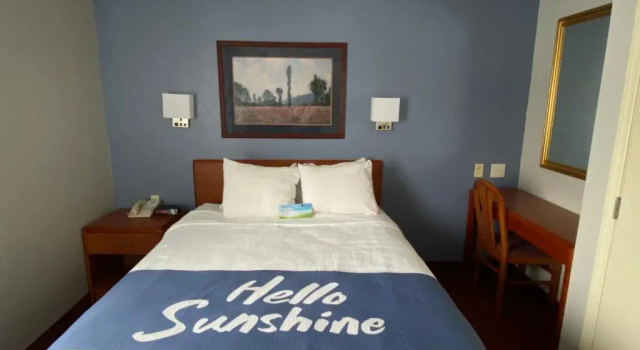 Люкс Days Inn & Suites by Wyndham Green Bay WI
