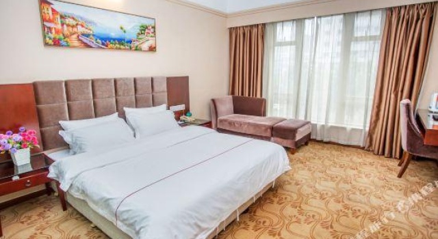 Tongcheng Business Hotel, Забронировать Отель Фошань Foshan Area