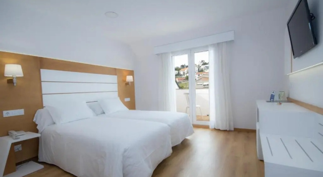 Двухместный номер Standard Hotel Spa Nanin Playa