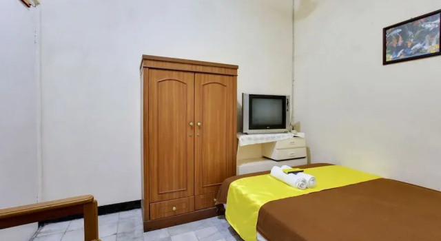 Номер Economy Literooms Kebun Raya Bogor