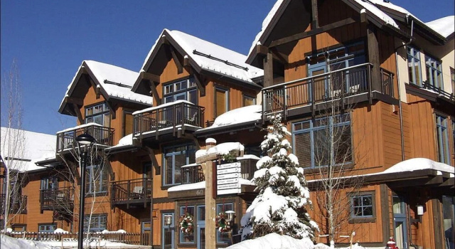 Capitol Peak Lodge - Walk 20 Steps To The  To The Gondola - Down Valley Views 2 Bedroom Condo by RedAwning, Забронировать Апартаменты/квартира Апартаменты Горнолыжного курорта Аспен-Сноумас, Апартаменты/квартира