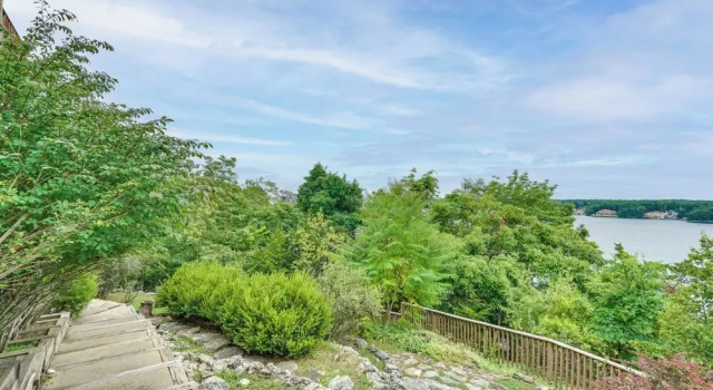 Spacious Osage Beach Home w/ Panoramic Lake Views, Забронировать Дом для отпуска Осейдж-Бич Lake of the Ozarks