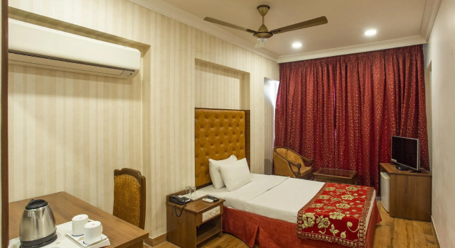 Номер Executive The Grand Regency