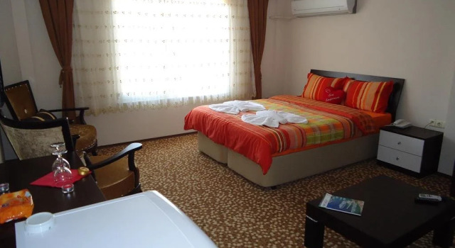 La Fontaine Guzelyali Hotel, Varaa Hotelli Armutlu Istanbul