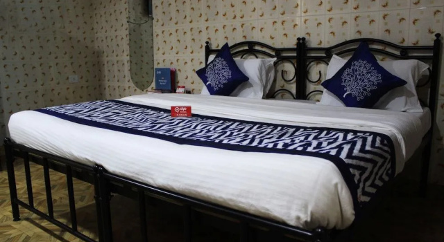OYO 1789 Hotel La - Fontana, Varaa Hotelli Bardez 