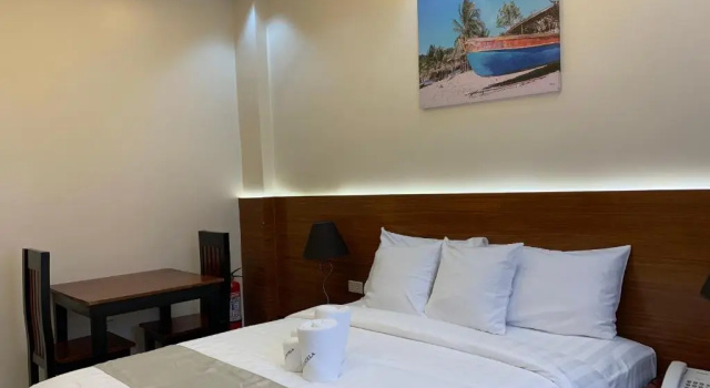 Люкс с балконом Villa MJ Maristela Beach Resort