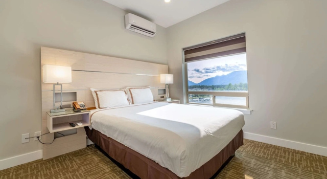 Двухместный люкс Quality Inn Sunshine Suites