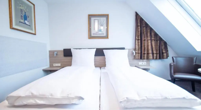 Трёхместный номер Standard Taste Smart Hotel Backnang