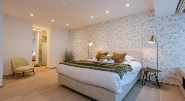 Spacious Apartment With Parking on Prime Location, Забронировать Апартаменты/квартира Heist 