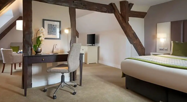 Двухместный люкс Albrighton Hall Hotel and Spa, a member of Radisson Individuals