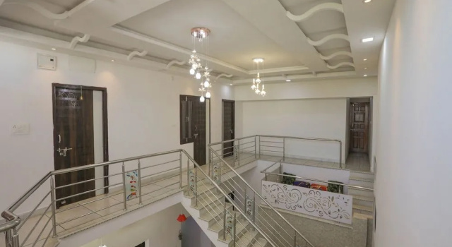 OYO 10287 Home 3BHK Villa near Lake City Mall