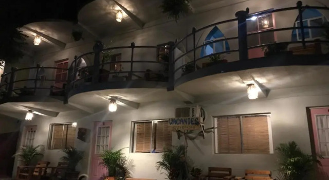 Colibri Hotel, Rezervovat Hotel  