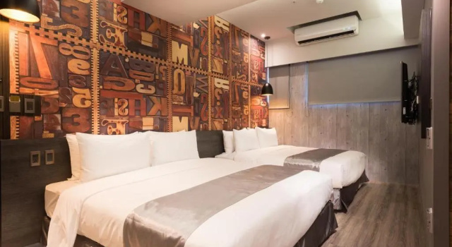 Четырёхместный номер Standard Sunrise Hotel