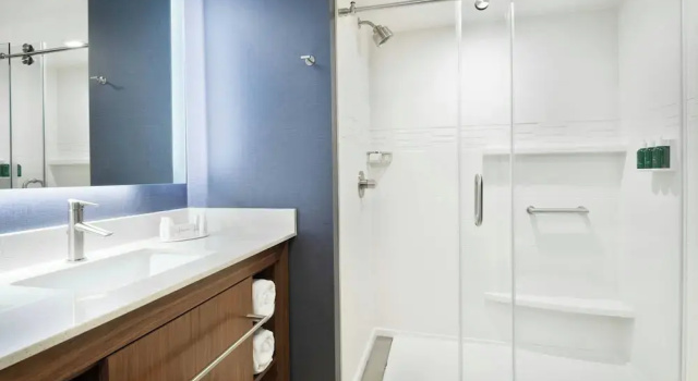 Четырёхместный люкс Residence Inn by Marriott Montgomery Eastchase