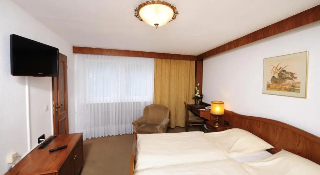 Hotel Alte Post Garni, Забронировать Отель Гинсхайм-Густавсбург земля Гессен