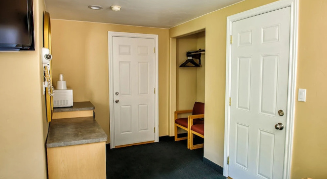 Двухместный номер Standard с балконом Glenwood Springs Inn