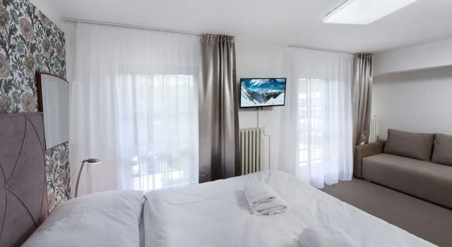 Aplend Hotel Lujza Major, Забронировать Отель Отели Стары-Смоковец 3 звезды, 3*