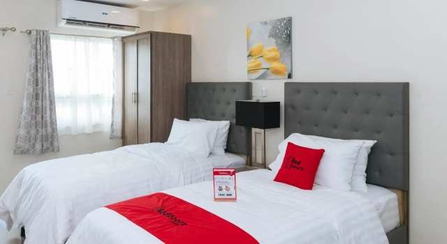 RedDoorz Premium @ Sampaloc Makati