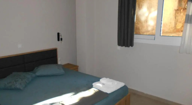 Haris Apartments