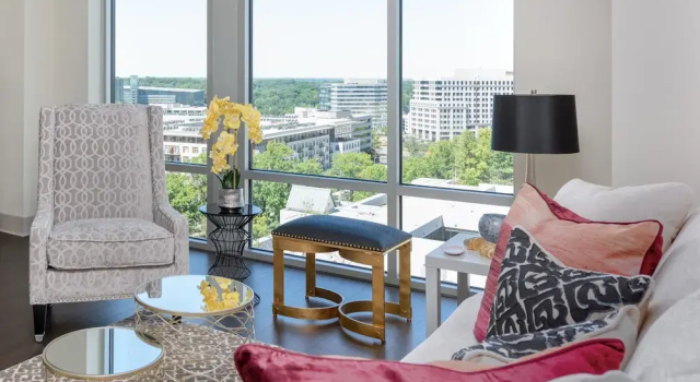 Апартаменты Deluxe с балконом PDC Luxury Apartment Tysons Corner