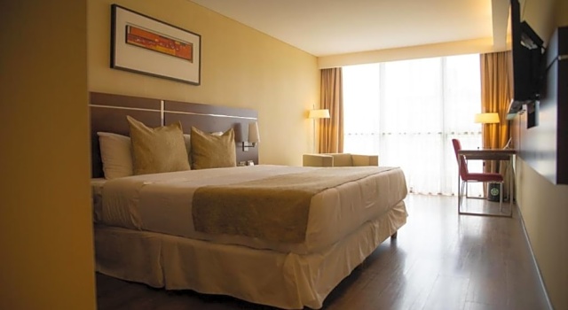 Двухместный люкс Howard Johnson by Wyndham Córdoba La Cañada