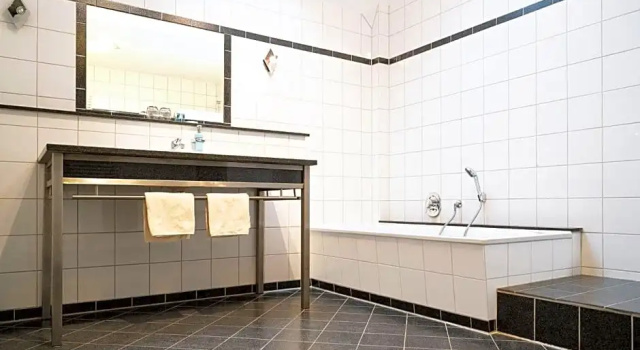 Ludgerusbrunnen Hotel Mertens