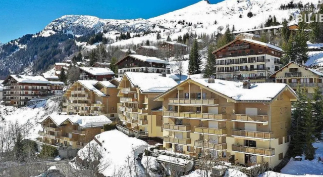Appartement Le Grand-Bornand, 5 pièces, 9 personnes - FR-1-391-93, Забронировать Апартаменты/квартира Отели Лыжного курорта на озере Анси с парковкой, Парковка
