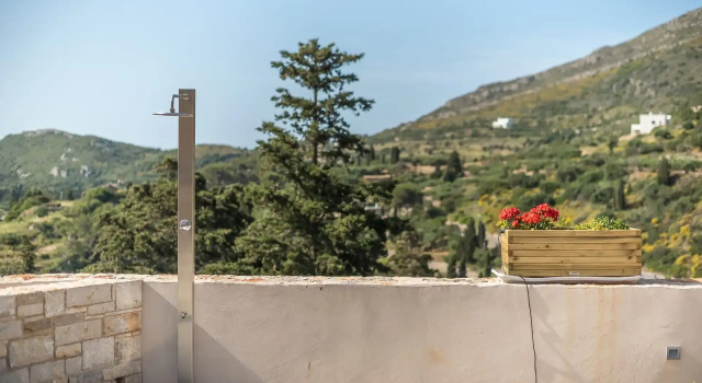 Comodo, Забронировать Апартаменты/квартира Манитохори Китира