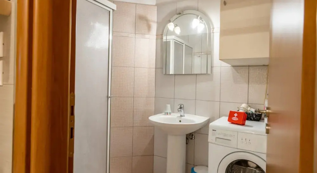 Апартаменты с балконом Flat in central location with pr parking