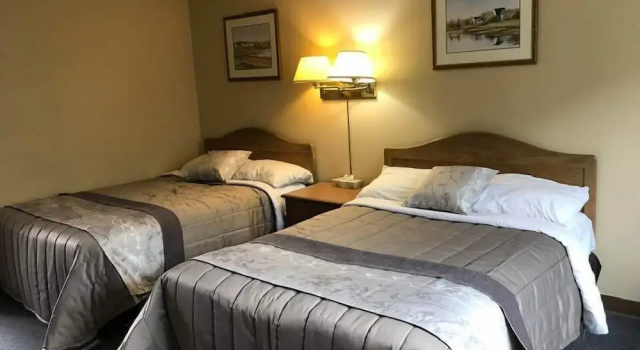 Четырёхместный номер Standard Coastal Inn - Kingfisher