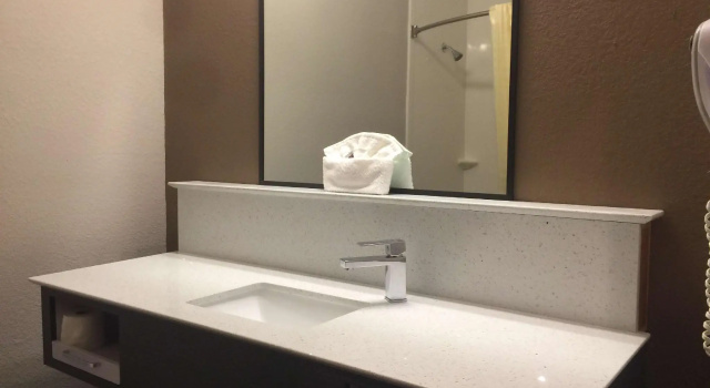 Четырёхместный люкс SureStay Hotel by Best Western Brownsville