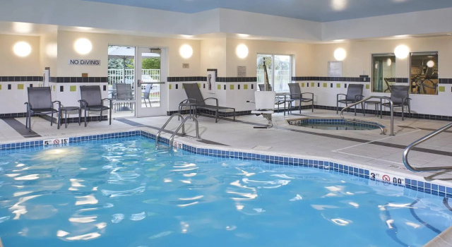 Fairfield Inn & Suites by Marriott New Buffalo, Book Hotel New Buffalo 