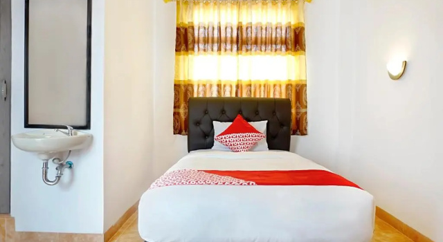 Одноместный номер Standard OYO 694 Khasanah Residence