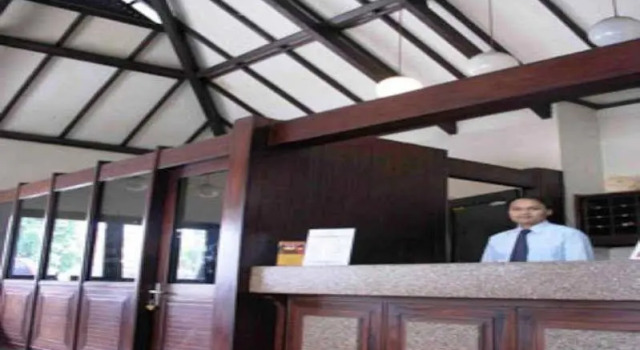 Royal Dago, Rezervovat Hotel Tulungagung hotely s parkováním, Parkování