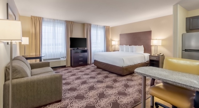 Номер Deluxe Landmark Suites - Williston
