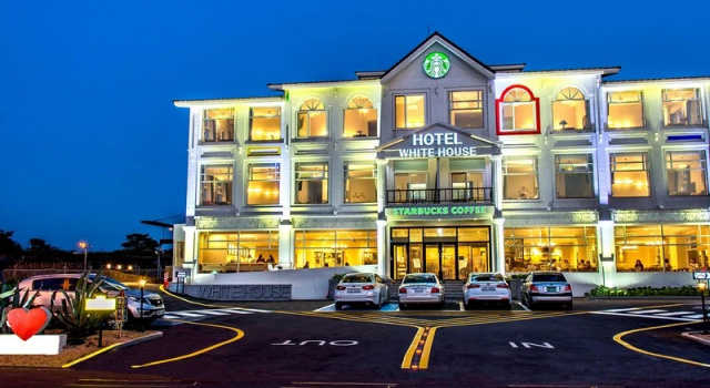 Люкс Hotel White House