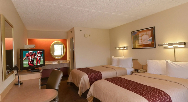 Red Roof Inn - St Louis St Charles, Забронировать Отель Сент-Чарльз Большой Чикаго