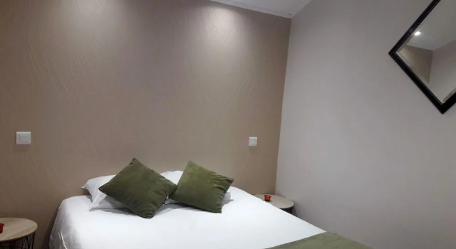 Logis Hôtel Restaurant LOustal, Забронировать Отель Нав Коррез