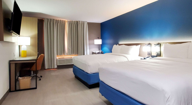 Comfort Inn Philadelphia International Airport West, Забронировать Отель Отели Philadelphia Metropolitan Area с бассейном, Бассейн
