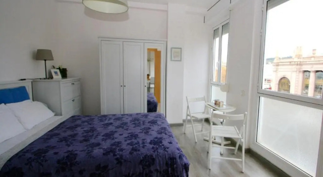 Апартаменты Deluxe Plaza España Deluxe