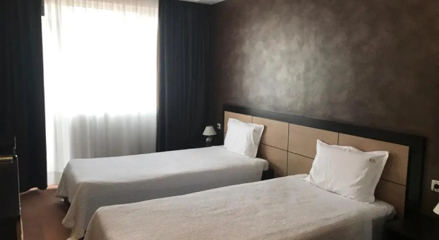 Hotel Kardinal, Забронировать Отель Отели области Благоевград с парковкой, Парковка