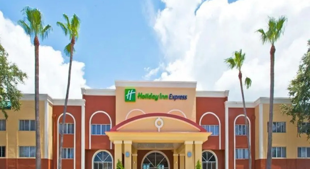Люкс Holiday Inn Express Hotel Clearwater East - ICOT Center by IHG