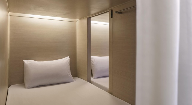 Кровать в общем номере ORA Hostel Bangkok