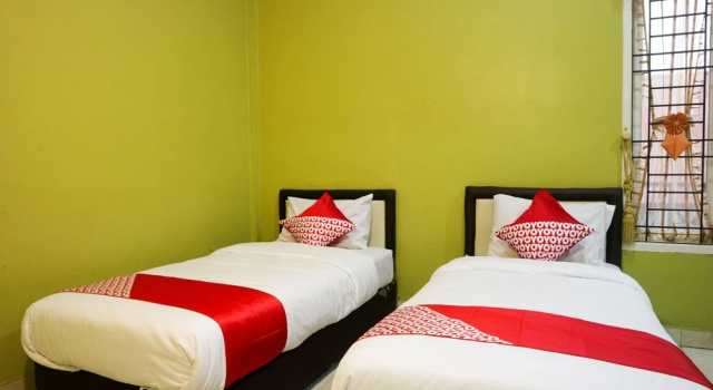 Delima 19 Homestay, Забронировать Отель Пеканбару Суматра, рядом с Торговый центр SKA