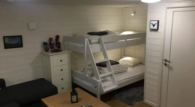 Camp Caroli Wooden Cabins, Varaa Hotelli Jukkasjarvi 