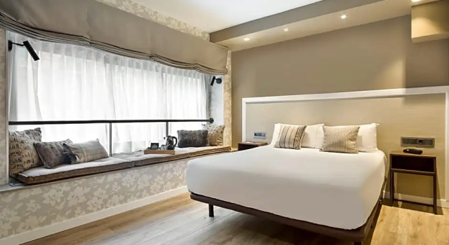 Номер Standard Acta Splendid