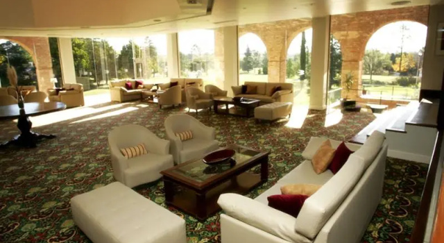 San Miguel Plaza Hotel