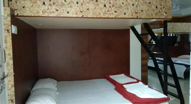 Joshi Yatri Niwas, Rezervovat Hotel Kolhápur 