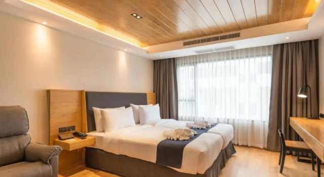 Полулюкс с балконом Asana Hotel & Residence